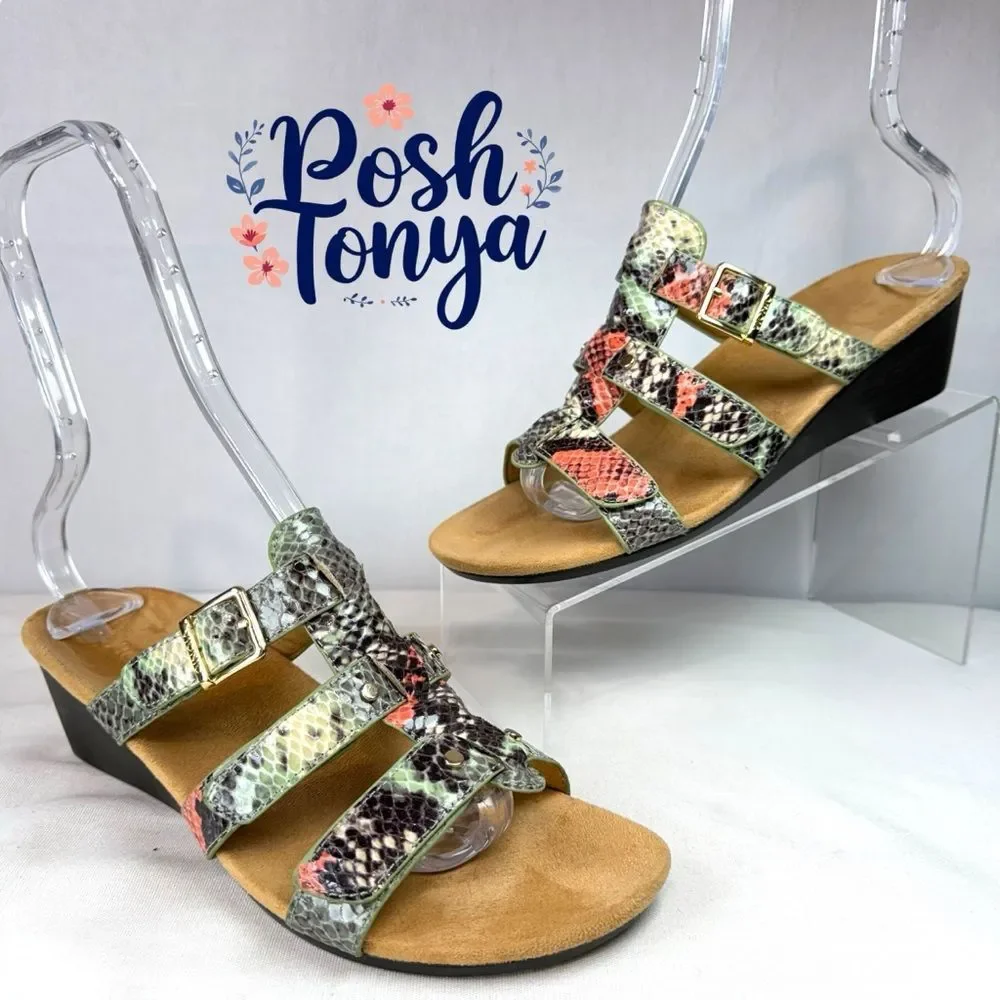 Vionic Park Radia Snake Print Wedge Sandals Green Womens Size 8 Orthotic Comfort